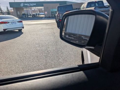 Used 2015 Dodge Journey SE image 27