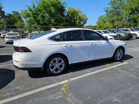 Certified 2025 Honda Accord LX image 7