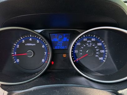 Used 2014 Hyundai Tucson Limited w/ Technology Package 02
