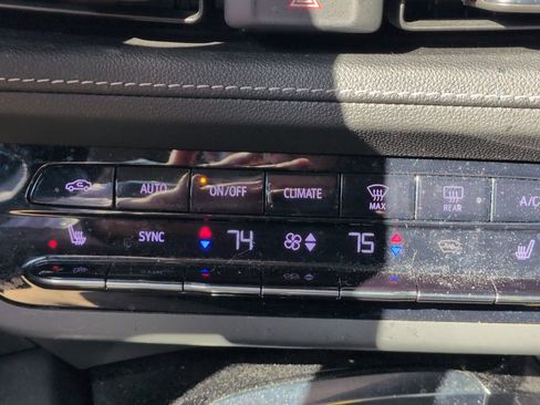 Used 2023 Buick Envision Preferred image 20