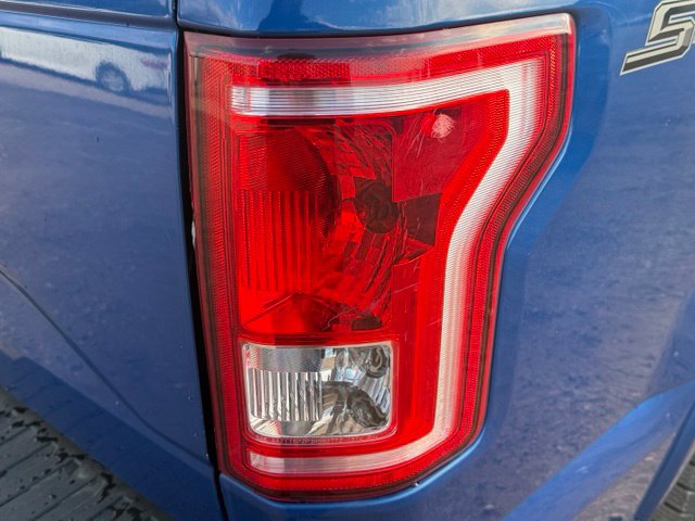 Used 2017 Ford F150 XLT w/ Equipment Group 302A Luxury AWD/4WD image 14
