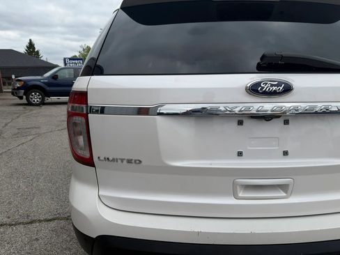 Used 2014 Ford Explorer Limited w/ Equipment Group 302A AWD/4WD image 9