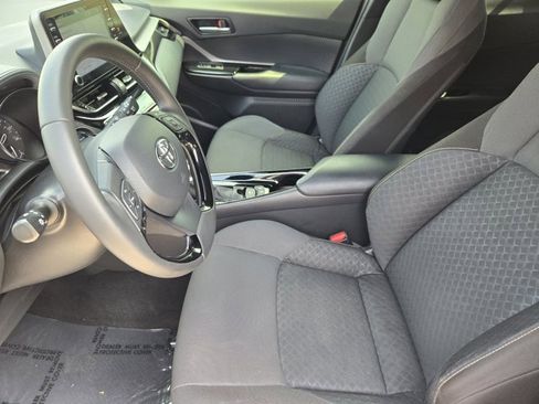 Used 2021 Toyota C-HR Nightshade image 12