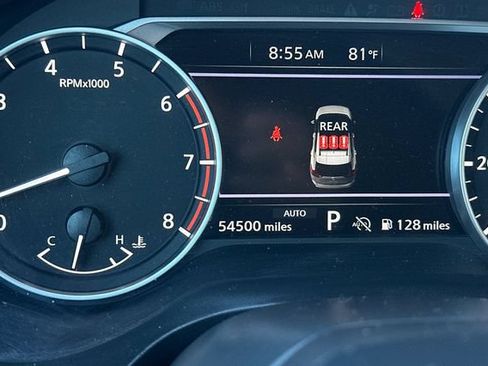 Used 2025 Nissan Rogue SV AWD/4WD image 30