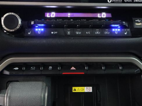 Used 2023 Toyota Tundra Limited RWD image 20