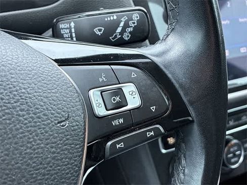 Used 2019 Volkswagen Tiguan SEL Premium image 27