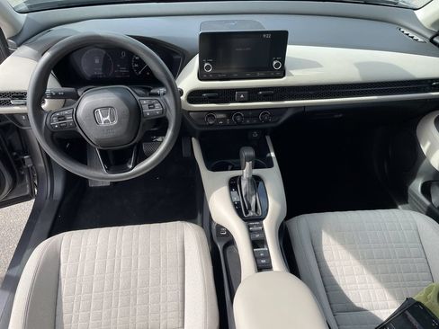 Used 2023 Honda HR-V LX image 15