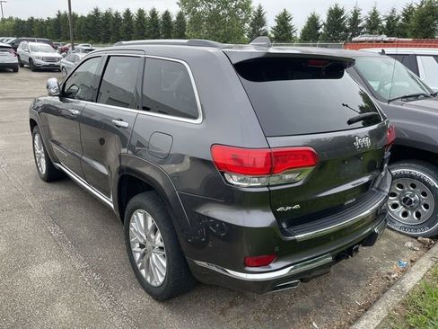 Used 2018 Jeep Grand Cherokee Summit AWD/4WD image 6