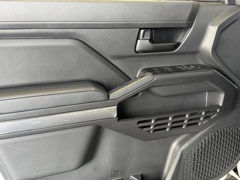 New 2026 Toyota Tacoma SR5 AWD/4WD image 15