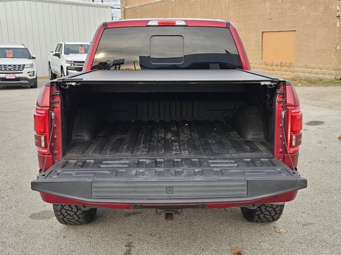 Used 2017 Ford F150 Platinum w/ Equipment Group 701A Luxury image 11