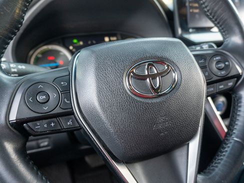 Used 2022 Toyota Venza XLE AWD/4WD image 30
