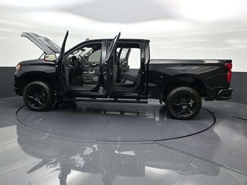 Used 2025 Chevrolet Silverado 1500 LT Trail Boss image 37