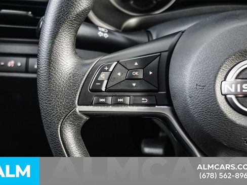 Used 2025 Nissan Altima 2.5 SV FWD image 25
