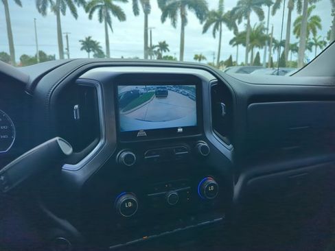 Used 2019 Chevrolet Silverado 1500 LT w/ All-Star Edition RWD image 10