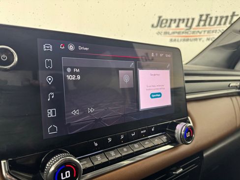 Used 2025 GMC Canyon AT4 AWD/4WD image 18