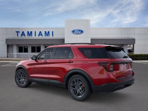 New 2026 Ford Explorer ST-Line w/ ST-Line Street Pack AWD/4WD image 4