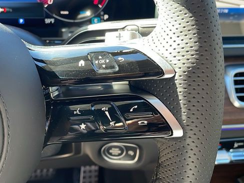 Certified 2025 Mercedes-Benz GLS 450 4MATIC image 14