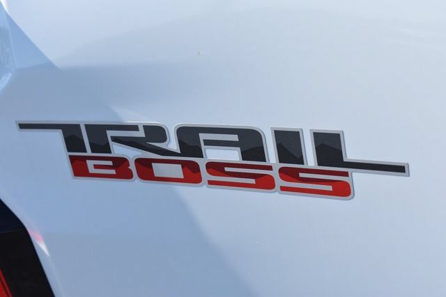 New 2026 Chevrolet Colorado Trail Boss AWD/4WD image 17