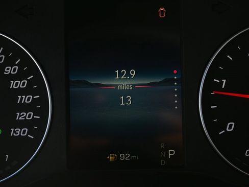 Used 2025 Mercedes-Benz Sprinter 2500 image 12