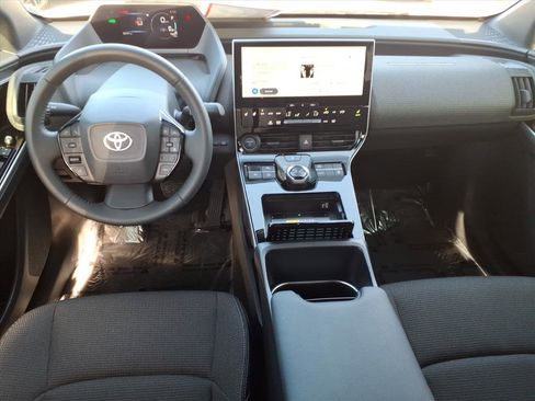 Certified 2025 Toyota bZ4X FWD image 15