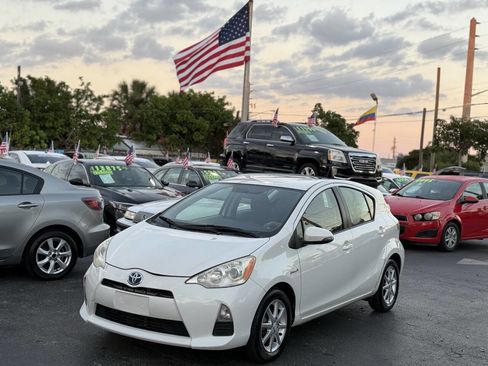 Used 2012 Toyota Prius C Three image 1