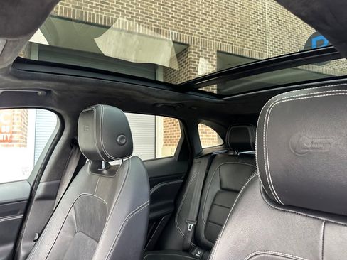 Used 2019 Jaguar F-PACE S image 16