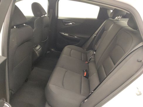 Used 2024 Chevrolet Malibu LS FWD image 18