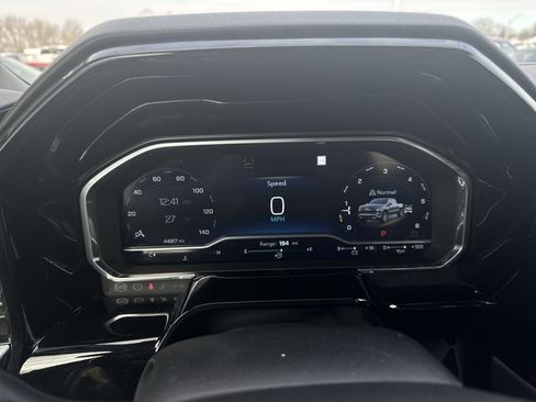 Certified 2022 Chevrolet Silverado 1500 LTZ w/ LTZ Premium Package image 11