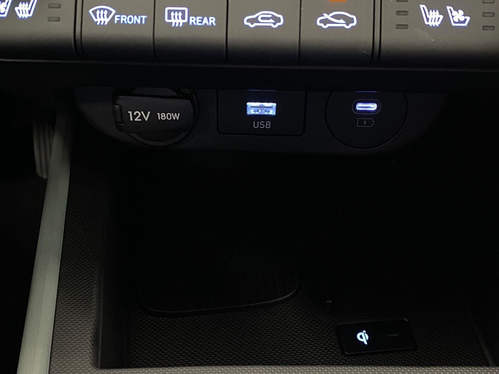 New 2026 Hyundai Elantra Limited FWD image 25