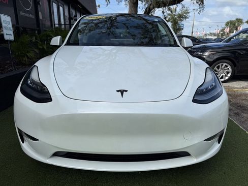 Used 2023 Tesla Model Y Long Range image 2