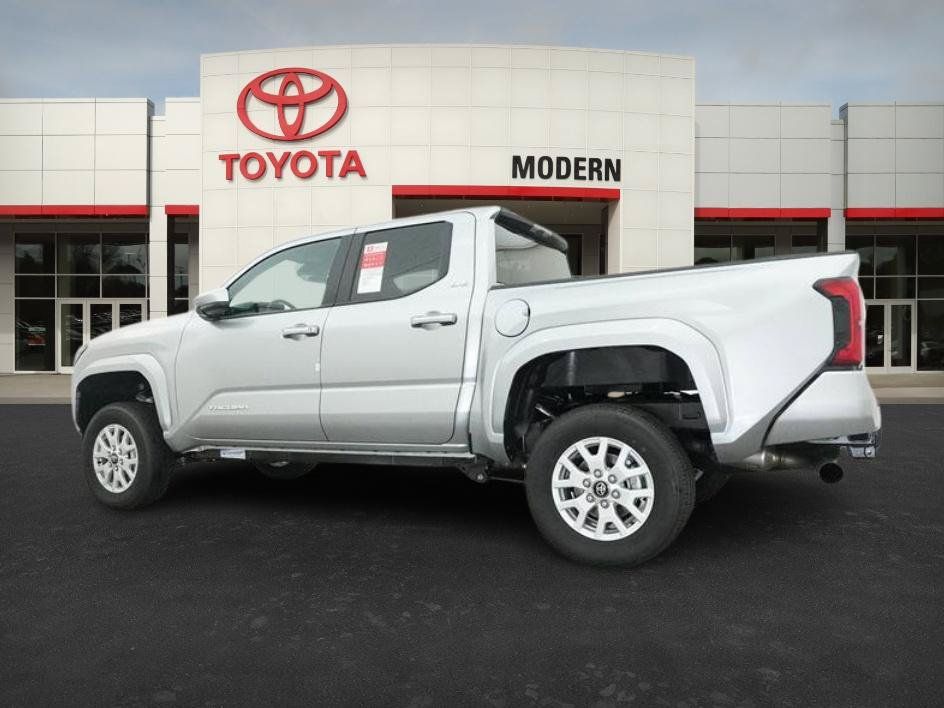 New 2025 Toyota Tacoma SR5 AWD/4WD image 28