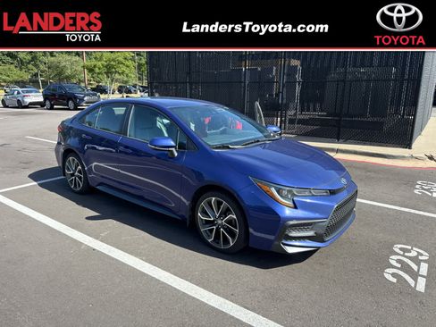 Used 2022 Toyota Corolla SE FWD image 1