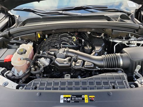Certified 2022 Jeep Grand Cherokee L Limited AWD/4WD image 20