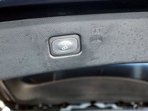 Certified 2022 Ford Edge SEL w/ Convenience Package image 24