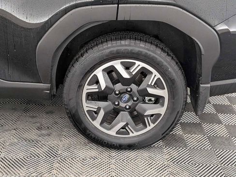 Used 2025 Subaru Forester Premium w/ Convenience Package #2 image 13