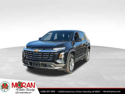 Used 2025 Chevrolet Equinox LT image 3