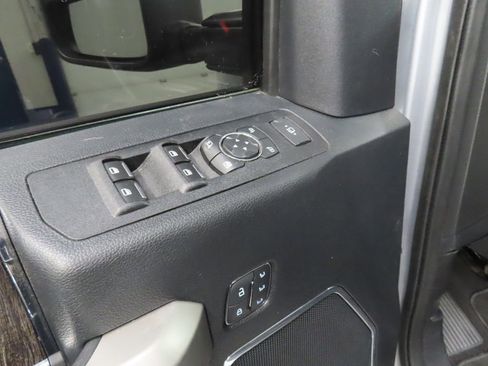 Used 2021 Ford F250 Lariat w/ Lariat Value Package AWD/4WD image 50