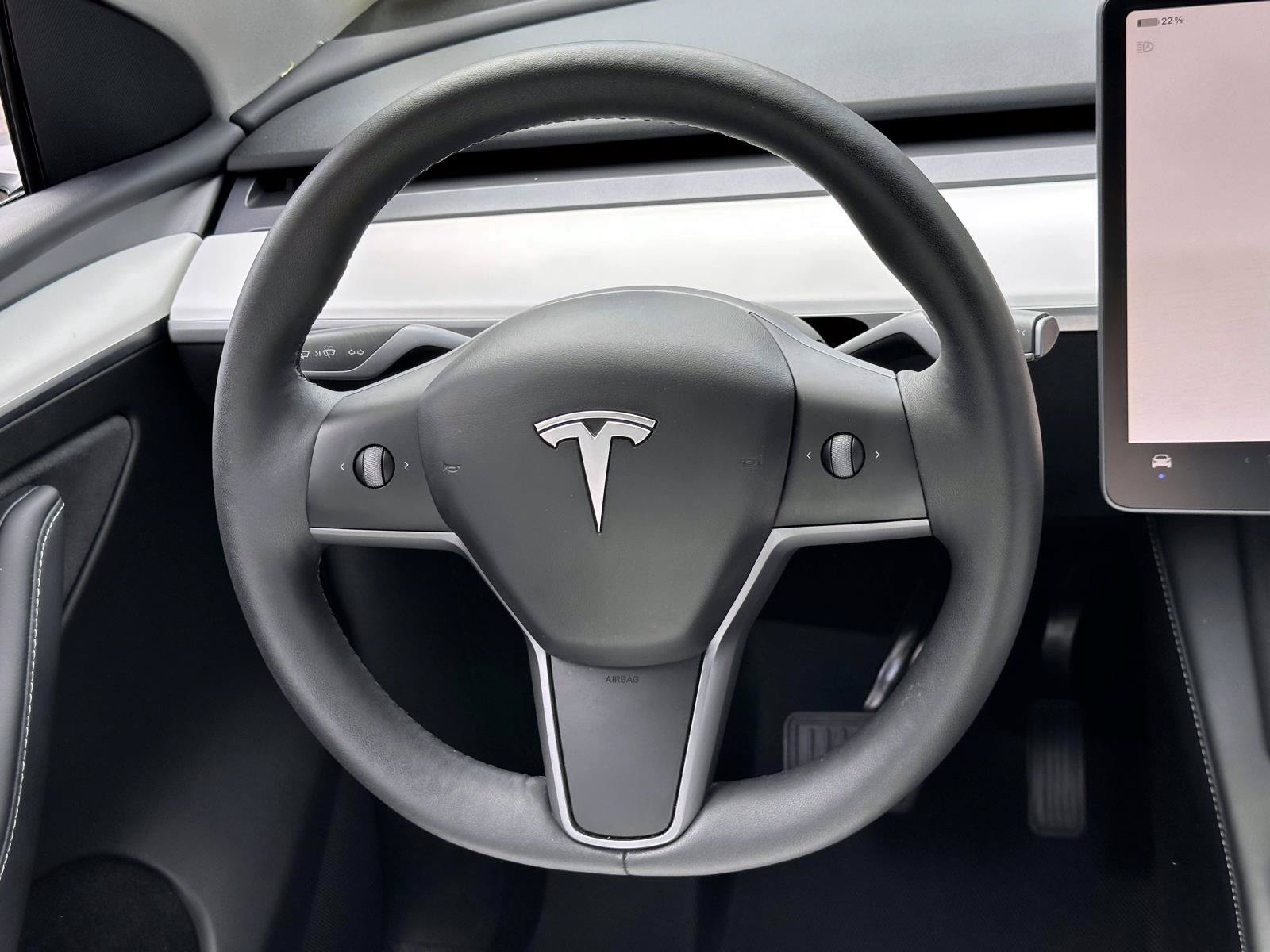 Used 2024 Tesla Model Y Long Range AWD/4WD image 19