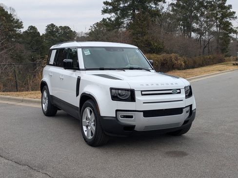 Certified 2024 Land Rover Defender 110 S image 3