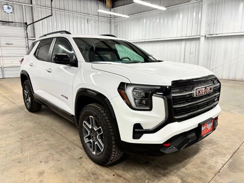Used 2026 GMC Terrain AT4 AWD/4WD image 1