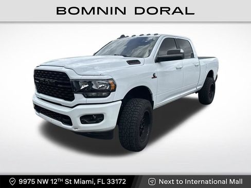 Used 2022 RAM 2500 Big Horn w/ Night Edition AWD/4WD image 1