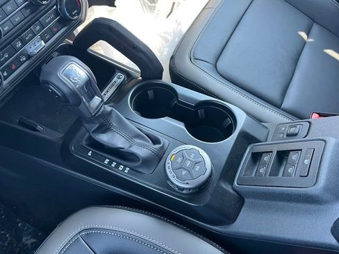 New 2026 Ford Bronco Outer Banks w/ Sasquatch Package image 18