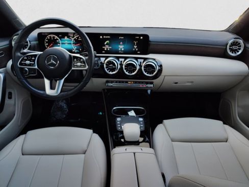 Used 2023 Mercedes-Benz CLA 250 4MATIC image 14