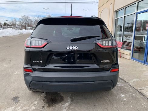 Used 2019 Jeep Cherokee Latitude Plus image 6