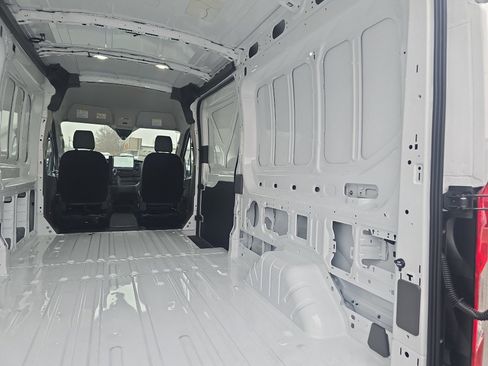 New 2026 Ford Transit 250 148 Medium Roof Extended AWD image 13