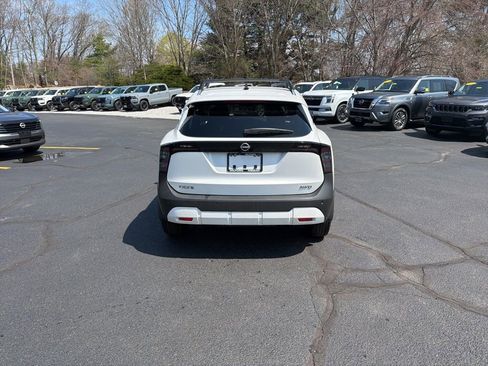 New 2026 Nissan Kicks SV w/ Cold Weather Package AWD/4WD image 5