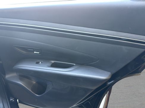 Used 2022 Hyundai Tucson SE FWD image 30