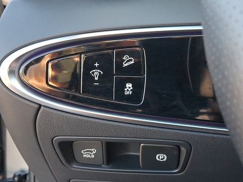 Certified 2023 Genesis Electrified GV70 w/ Prestige Package AWD/4WD image 28