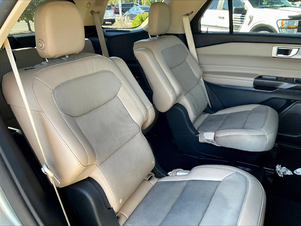 Used 2020 Ford Explorer Limited AWD/4WD image 6