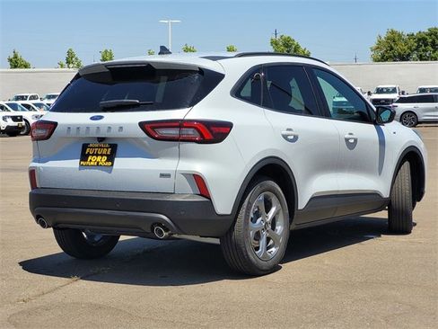 New 2025 Ford Escape ST-Line w/ Tech Pack #1 image 4